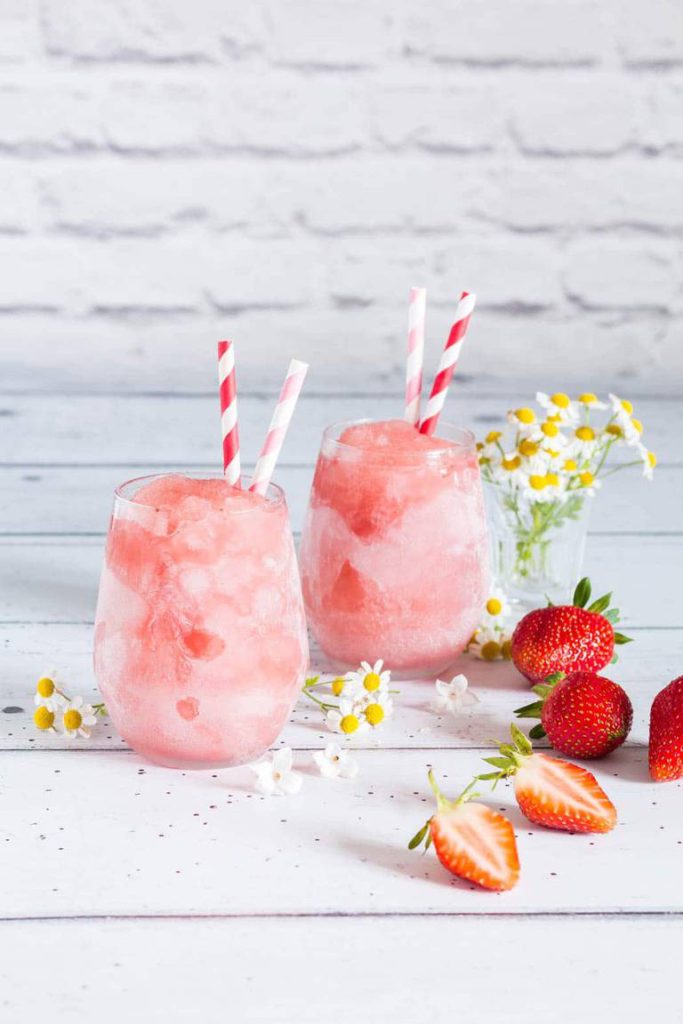 Recipes from a Pantry - Strawberry-Frosé-cocktail